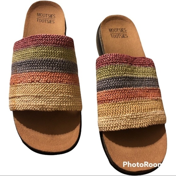 Mootsies Tootsies slides size 11M - Picture 2 of 4
